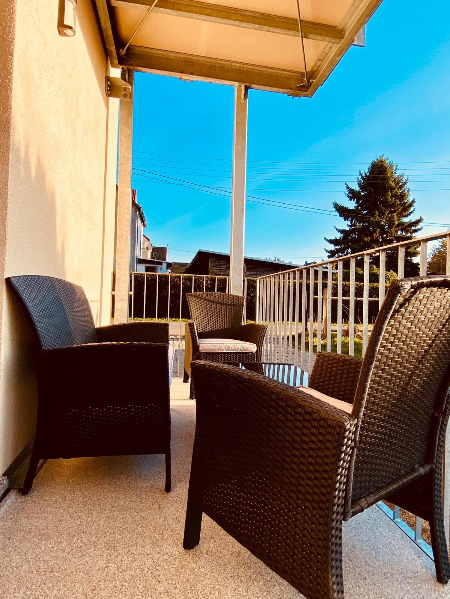 Hochwertige Ferienwohnung Mit 7Qm Balkon, Netflix, Kaffeeautomat, Rainshower Bad Цвиккау Экстерьер фото
